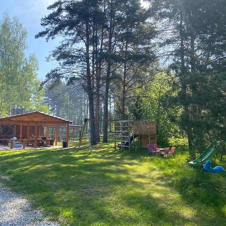 Metsaaeaere Accommodation Uulu Bagian luar foto