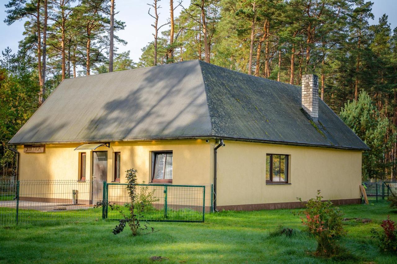 Metsaaeaere Accommodation Uulu Bagian luar foto