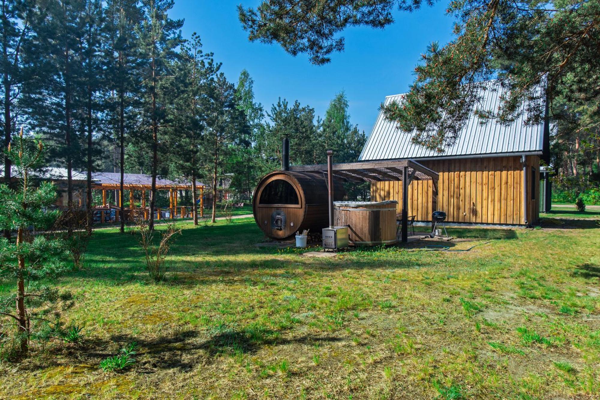 Metsaaeaere Accommodation Uulu Bagian luar foto
